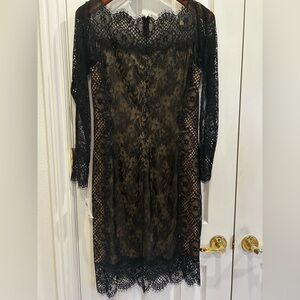 New with tags Tadashi Shoji Elegant Black Lace long sleeve Dress size 6